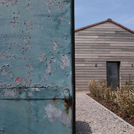Landelijk Vakantiehuis In Diksmuide Met Een Tuin En Vijver Eksteriør billede
