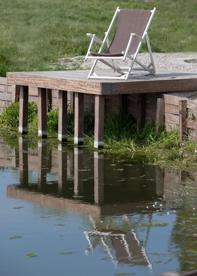 Landelijk Vakantiehuis In Diksmuide Met Een Tuin En Vijver Eksteriør billede